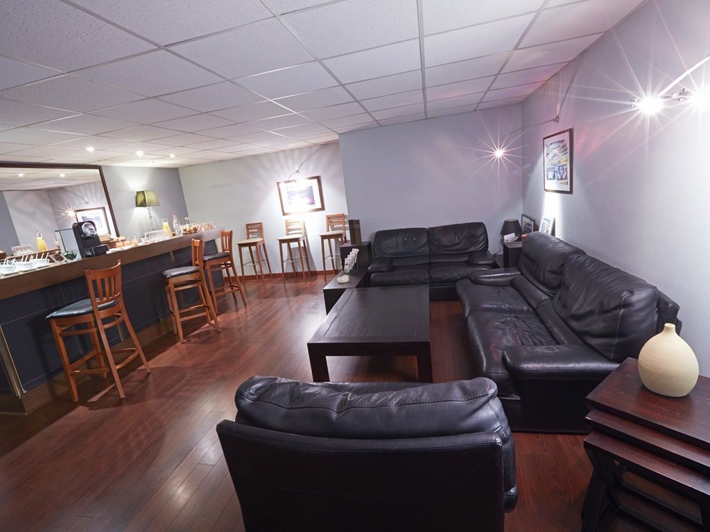 Campanile Le Mans Est Hotell Restaurant bilde